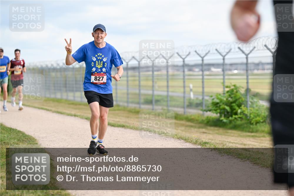 14.09.2025 - Airport Race Dr. Thomas Lammeyer http://msf.ph/oto/8865730 14.09.2025 12:06:13 Laufen 640, 827 meine-sportfotos.de