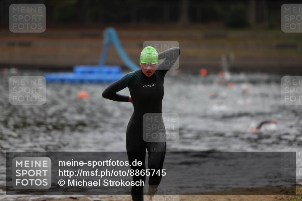14.09.2025 - Stadtparktriathlon Michael Strokosch http://msf.ph/oto/8865745 14.09.2025 09:11:07 Schwimmen 487 meine-sportfotos.de
