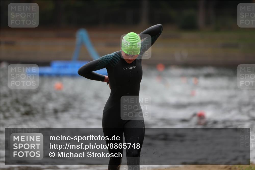 14.09.2025 - Stadtparktriathlon Michael Strokosch http://msf.ph/oto/8865748 14.09.2025 09:11:08 Schwimmen 487 meine-sportfotos.de