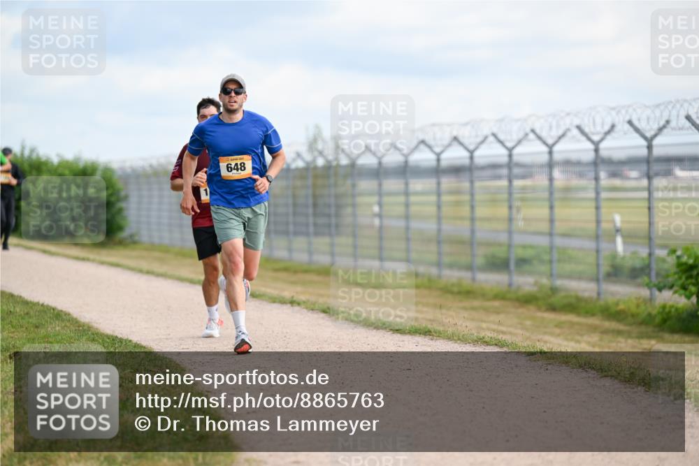 14.09.2025 - Airport Race Dr. Thomas Lammeyer http://msf.ph/oto/8865763 14.09.2025 12:06:15 Laufen 648 meine-sportfotos.de