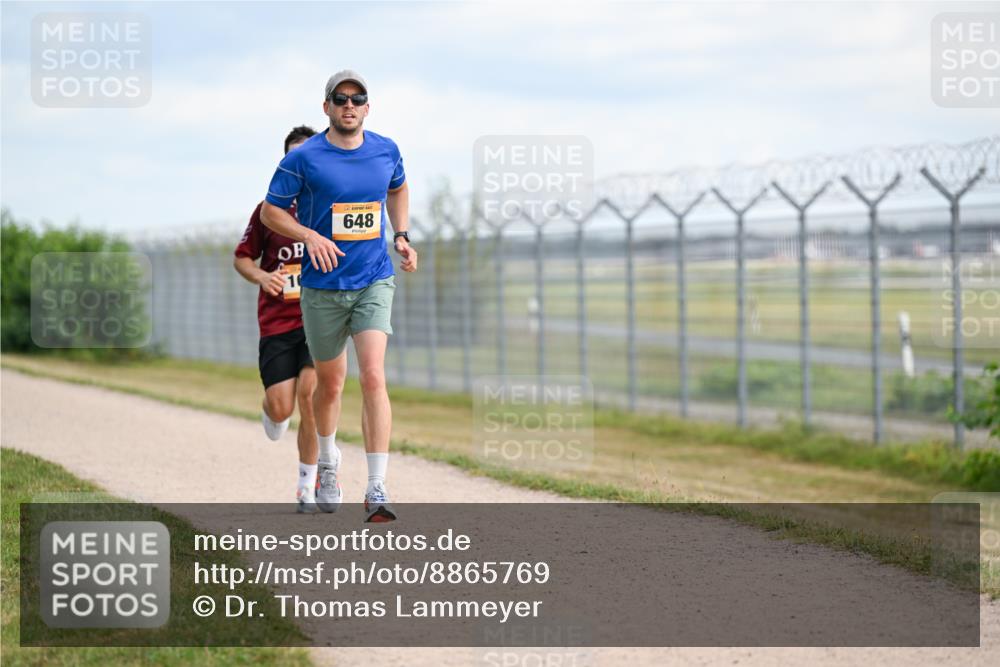 14.09.2025 - Airport Race Dr. Thomas Lammeyer http://msf.ph/oto/8865769 14.09.2025 12:06:16 Laufen 648 meine-sportfotos.de