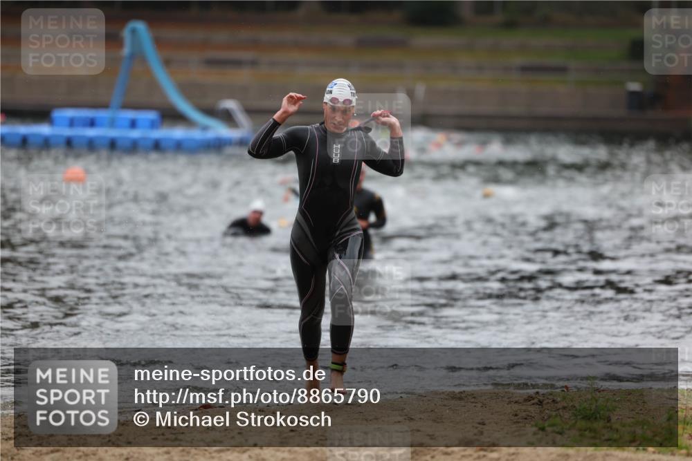14.09.2025 - Stadtparktriathlon Michael Strokosch http://msf.ph/oto/8865790 14.09.2025 09:11:30 Schwimmen 457 meine-sportfotos.de