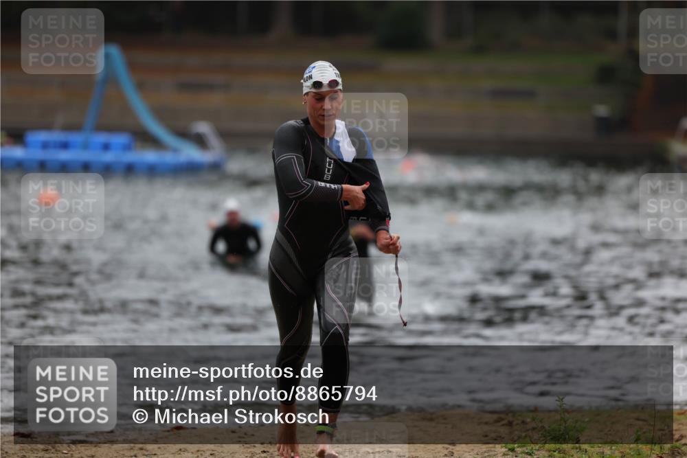 14.09.2025 - Stadtparktriathlon Michael Strokosch http://msf.ph/oto/8865794 14.09.2025 09:11:31 Schwimmen 457, 478 meine-sportfotos.de