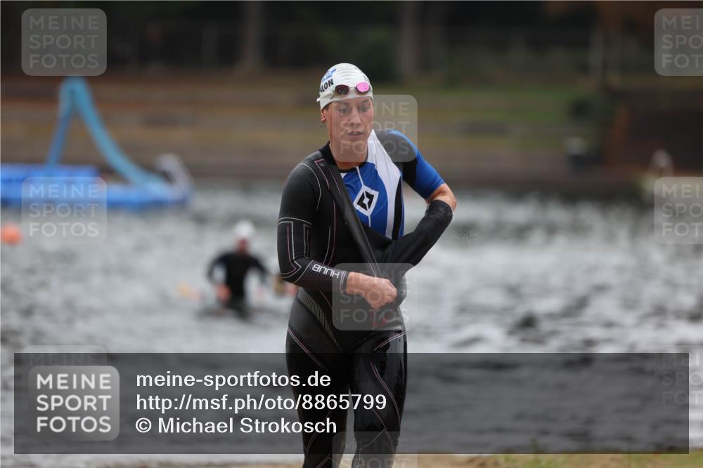 14.09.2025 - Stadtparktriathlon Michael Strokosch http://msf.ph/oto/8865799 14.09.2025 09:11:32 Schwimmen 457, 478 meine-sportfotos.de