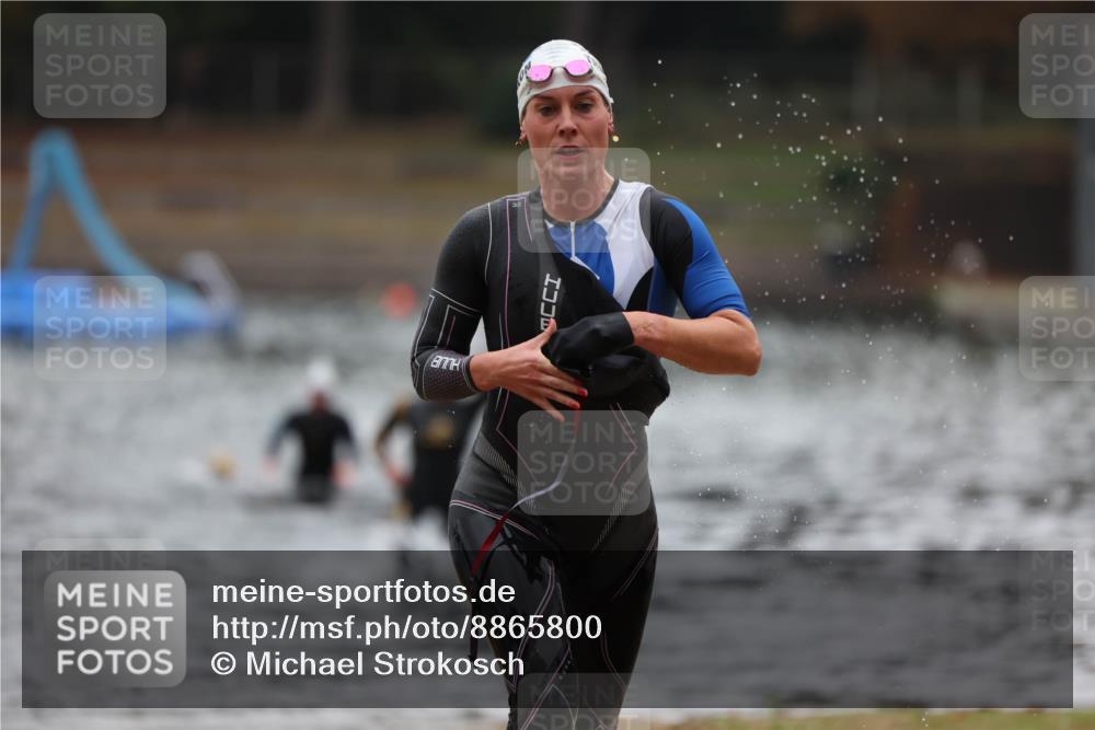 14.09.2025 - Stadtparktriathlon Michael Strokosch http://msf.ph/oto/8865800 14.09.2025 09:11:33 Schwimmen 457, 478 meine-sportfotos.de