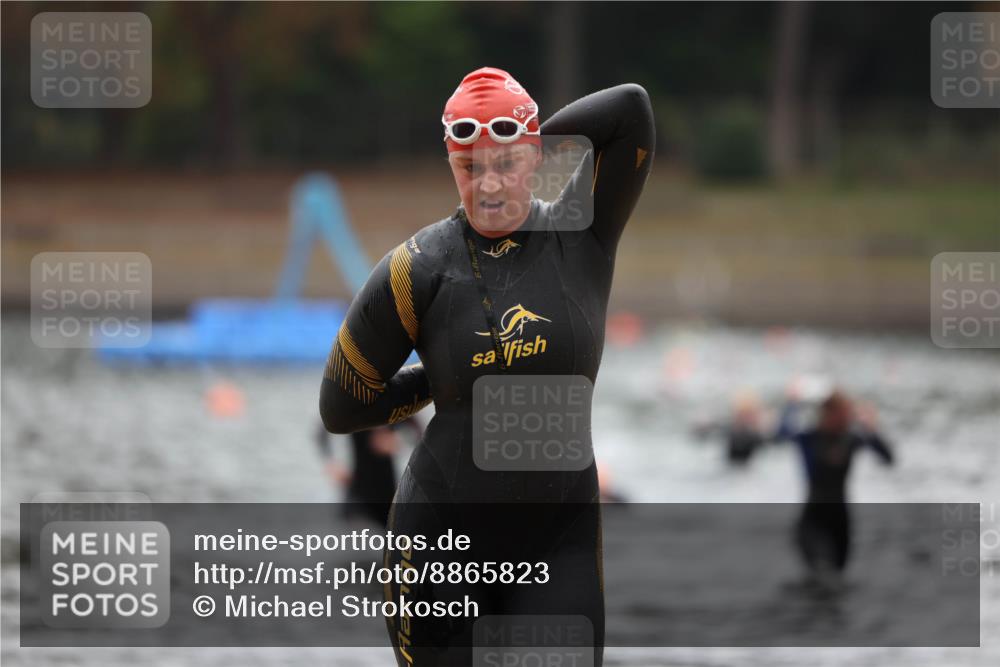 14.09.2025 - Stadtparktriathlon Michael Strokosch http://msf.ph/oto/8865823 14.09.2025 09:11:42 Schwimmen 456, 478, 501 meine-sportfotos.de