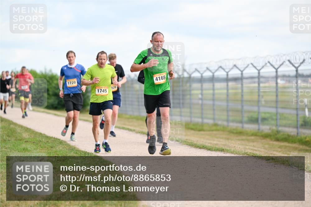 14.09.2025 - Airport Race Dr. Thomas Lammeyer http://msf.ph/oto/8865853 14.09.2025 12:06:23 Laufen 1720, 1745, 4165 meine-sportfotos.de