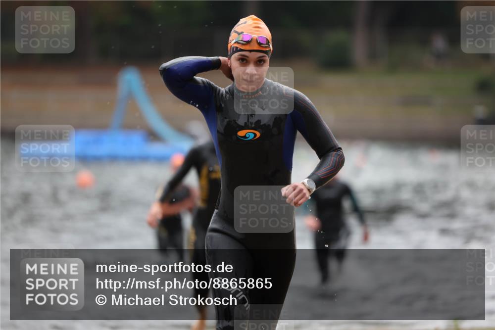 14.09.2025 - Stadtparktriathlon Michael Strokosch http://msf.ph/oto/8865865 14.09.2025 09:11:57 Schwimmen 453, 456, 460, 462, 475 meine-sportfotos.de