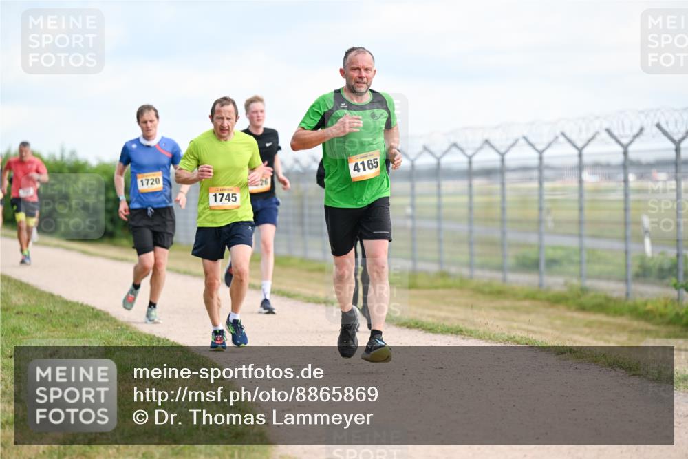 14.09.2025 - Airport Race Dr. Thomas Lammeyer http://msf.ph/oto/8865869 14.09.2025 12:06:24 Laufen 1720, 4165, 1745 meine-sportfotos.de