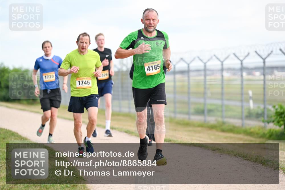 14.09.2025 - Airport Race Dr. Thomas Lammeyer http://msf.ph/oto/8865884 14.09.2025 12:06:24 Laufen 1720, 1745, 226, 4165 meine-sportfotos.de