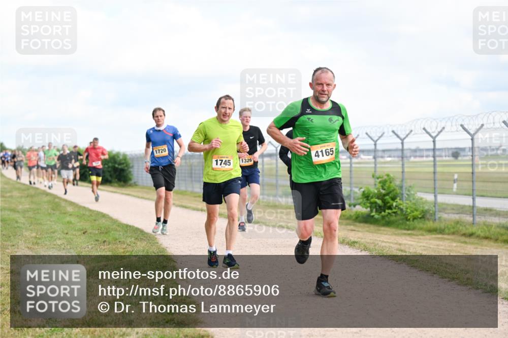 14.09.2025 - Airport Race Dr. Thomas Lammeyer http://msf.ph/oto/8865906 14.09.2025 12:06:26 Laufen 1720, 1745, 1326, 4165 meine-sportfotos.de