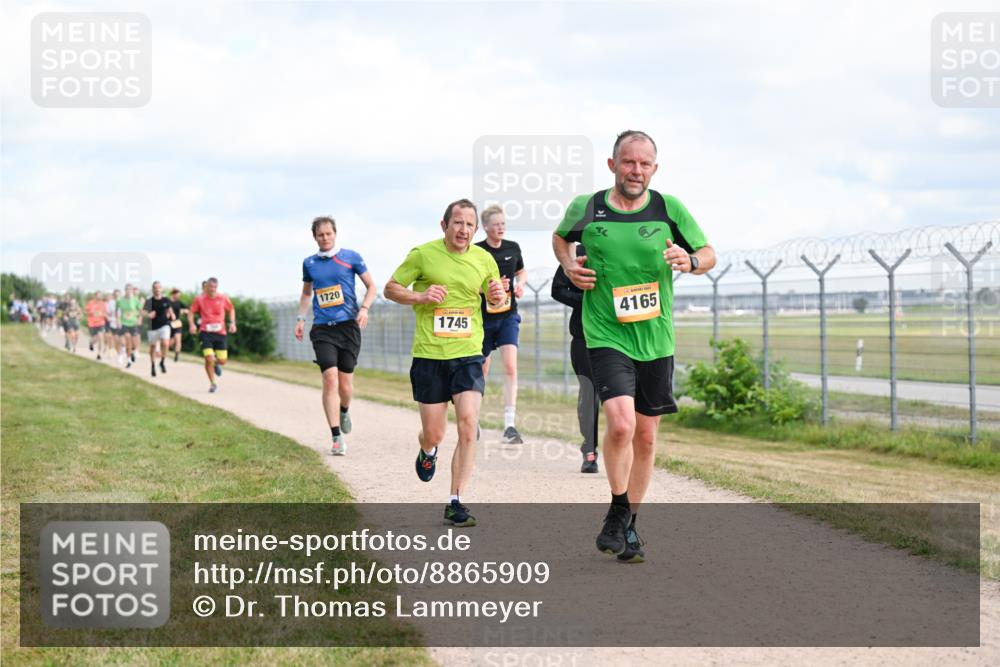 14.09.2025 - Airport Race Dr. Thomas Lammeyer http://msf.ph/oto/8865909 14.09.2025 12:06:26 Laufen 1720, 1745, 4165 meine-sportfotos.de