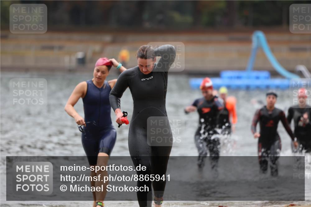 14.09.2025 - Stadtparktriathlon Michael Strokosch http://msf.ph/oto/8865941 14.09.2025 09:12:41 Schwimmen 459, 463, 467, 468, 483, 494 meine-sportfotos.de