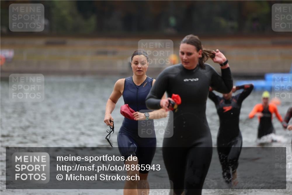 14.09.2025 - Stadtparktriathlon Michael Strokosch http://msf.ph/oto/8865943 14.09.2025 09:12:42 Schwimmen 459, 463, 468, 483, 494 meine-sportfotos.de