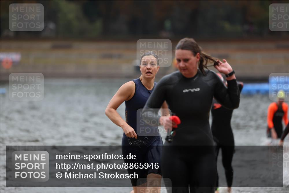 14.09.2025 - Stadtparktriathlon Michael Strokosch http://msf.ph/oto/8865946 14.09.2025 09:12:43 Schwimmen 459, 463, 468, 483, 494 meine-sportfotos.de