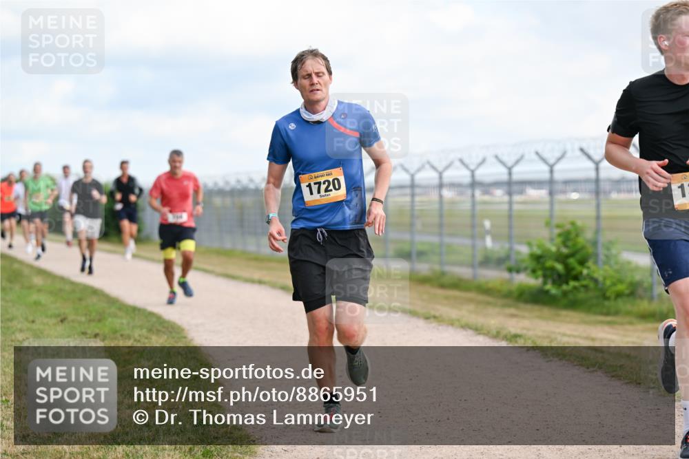 14.09.2025 - Airport Race Dr. Thomas Lammeyer http://msf.ph/oto/8865951 14.09.2025 12:06:29 Laufen 1720, 1 meine-sportfotos.de