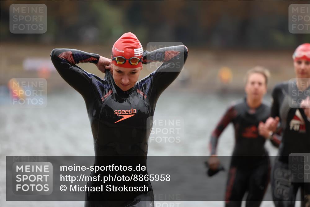 14.09.2025 - Stadtparktriathlon Michael Strokosch http://msf.ph/oto/8865958 14.09.2025 09:12:48 Schwimmen 463, 468, 474, 483, 494 meine-sportfotos.de