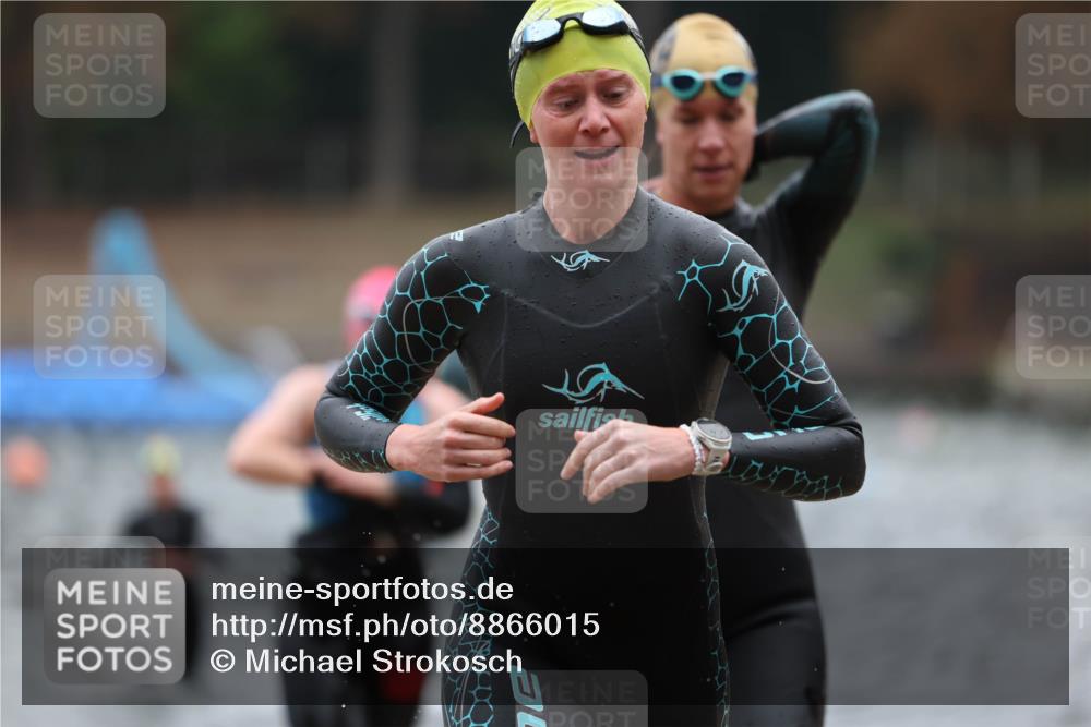 14.09.2025 - Stadtparktriathlon Michael Strokosch http://msf.ph/oto/8866015 14.09.2025 09:13:13 Schwimmen 454, 471, 472, 479, 481, 493, 502 meine-sportfotos.de