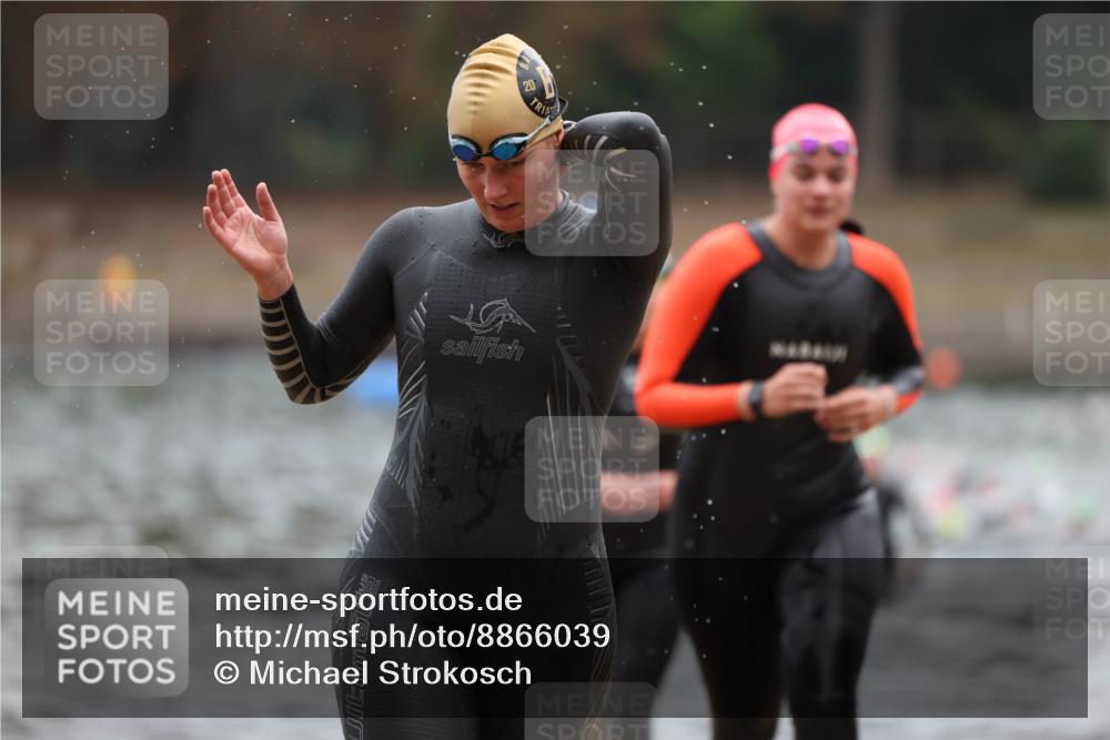 14.09.2025 - Stadtparktriathlon Michael Strokosch http://msf.ph/oto/8866039 14.09.2025 09:13:19 Schwimmen 471, 472, 479, 481 meine-sportfotos.de