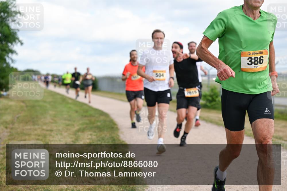14.09.2025 - Airport Race Dr. Thomas Lammeyer http://msf.ph/oto/8866080 14.09.2025 12:06:39 Laufen 504, 2015, 386, 8 meine-sportfotos.de