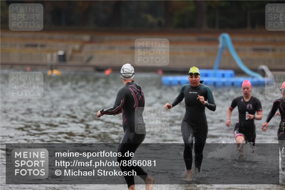 14.09.2025 - Stadtparktriathlon Michael Strokosch http://msf.ph/oto/8866081 14.09.2025 09:13:43 Schwimmen 438, 439, 443, 455, 464, 482, 485, 492, 497, 499 meine-sportfotos.de