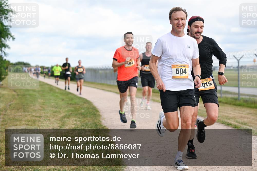 14.09.2025 - Airport Race Dr. Thomas Lammeyer http://msf.ph/oto/8866087 14.09.2025 12:06:40 Laufen 503, 504, 015 meine-sportfotos.de
