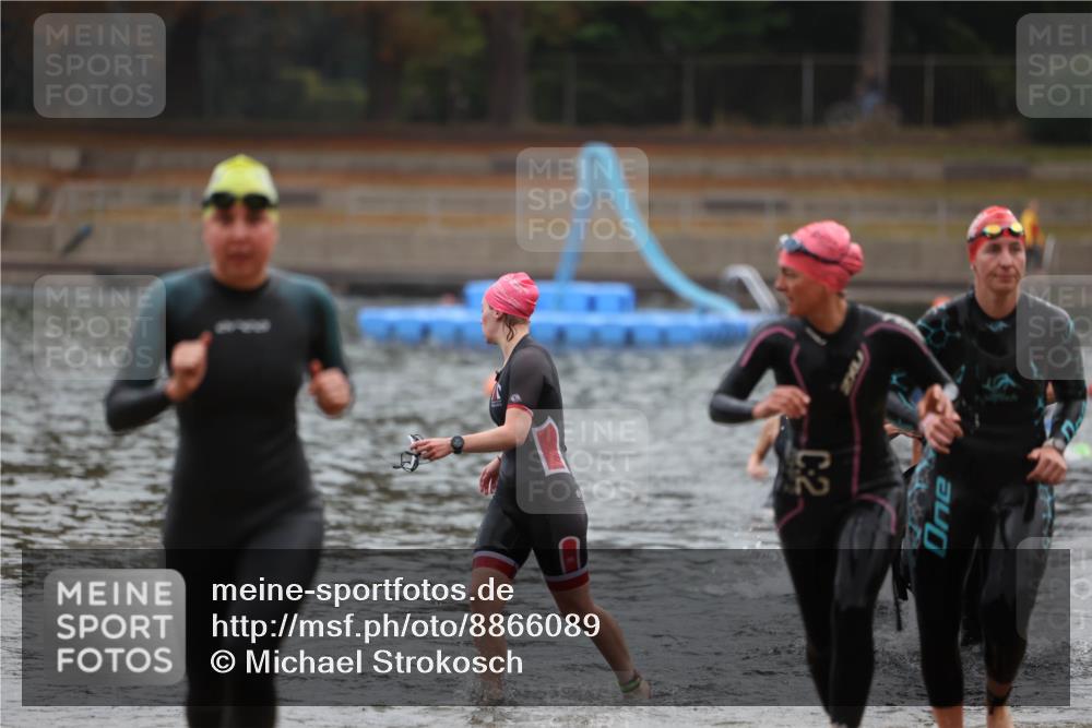 14.09.2025 - Stadtparktriathlon Michael Strokosch http://msf.ph/oto/8866089 14.09.2025 09:13:46 Schwimmen 438, 439, 443, 455, 464, 482, 485, 492, 497, 499 meine-sportfotos.de