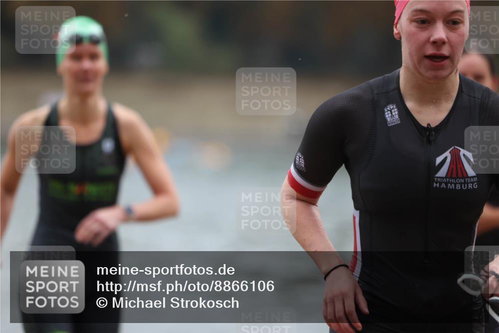 14.09.2025 - Stadtparktriathlon Michael Strokosch http://msf.ph/oto/8866106 14.09.2025 09:13:54 Schwimmen 442, 443, 455, 482, 485, 497, 498, 499 meine-sportfotos.de