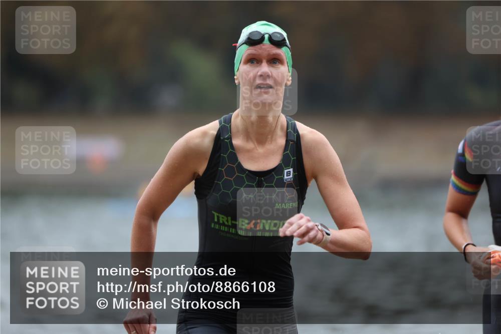 14.09.2025 - Stadtparktriathlon Michael Strokosch http://msf.ph/oto/8866108 14.09.2025 09:13:55 Schwimmen 442, 443, 455, 482, 485, 497, 498, 499 meine-sportfotos.de