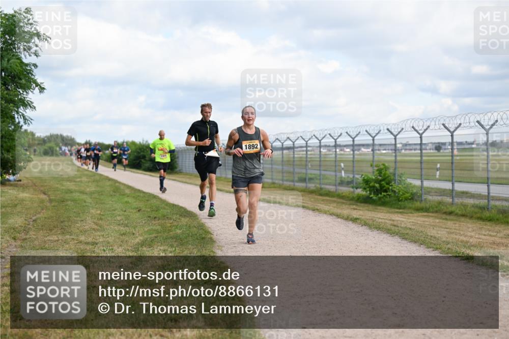 14.09.2025 - Airport Race Dr. Thomas Lammeyer http://msf.ph/oto/8866131 14.09.2025 12:06:43 Laufen 1892 meine-sportfotos.de