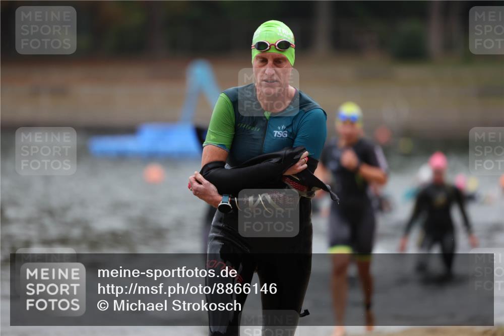 14.09.2025 - Stadtparktriathlon Michael Strokosch http://msf.ph/oto/8866146 14.09.2025 09:14:13 Schwimmen 469, 486, 495, 500, 506 meine-sportfotos.de