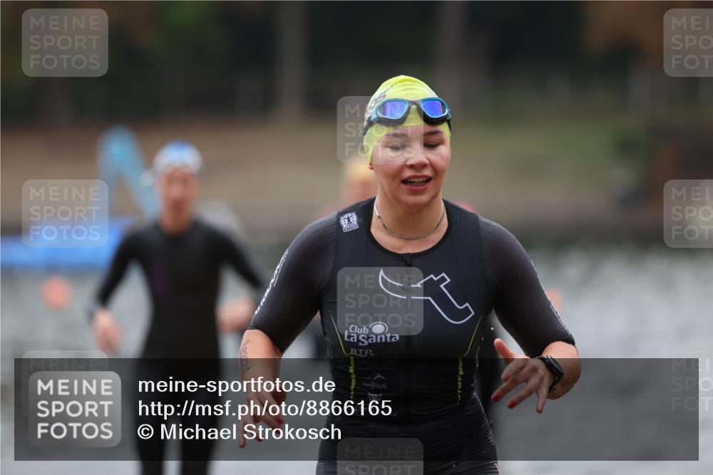 14.09.2025 - Stadtparktriathlon Michael Strokosch http://msf.ph/oto/8866165 14.09.2025 09:14:18 Schwimmen 469, 486, 495, 500, 506 meine-sportfotos.de