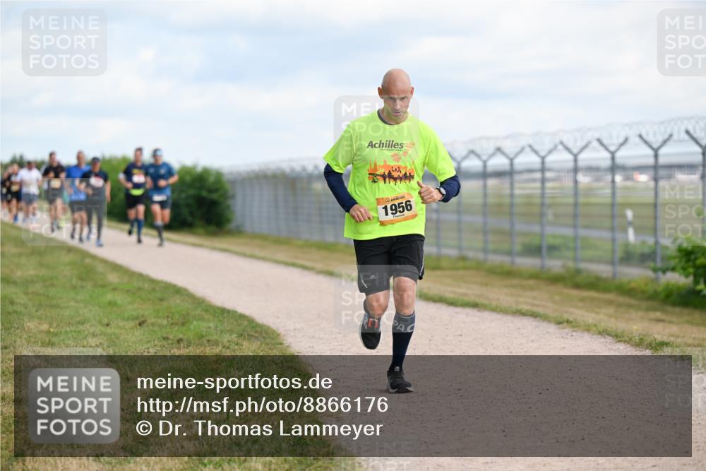 14.09.2025 - Airport Race Dr. Thomas Lammeyer http://msf.ph/oto/8866176 14.09.2025 12:06:48 Laufen 1956 meine-sportfotos.de