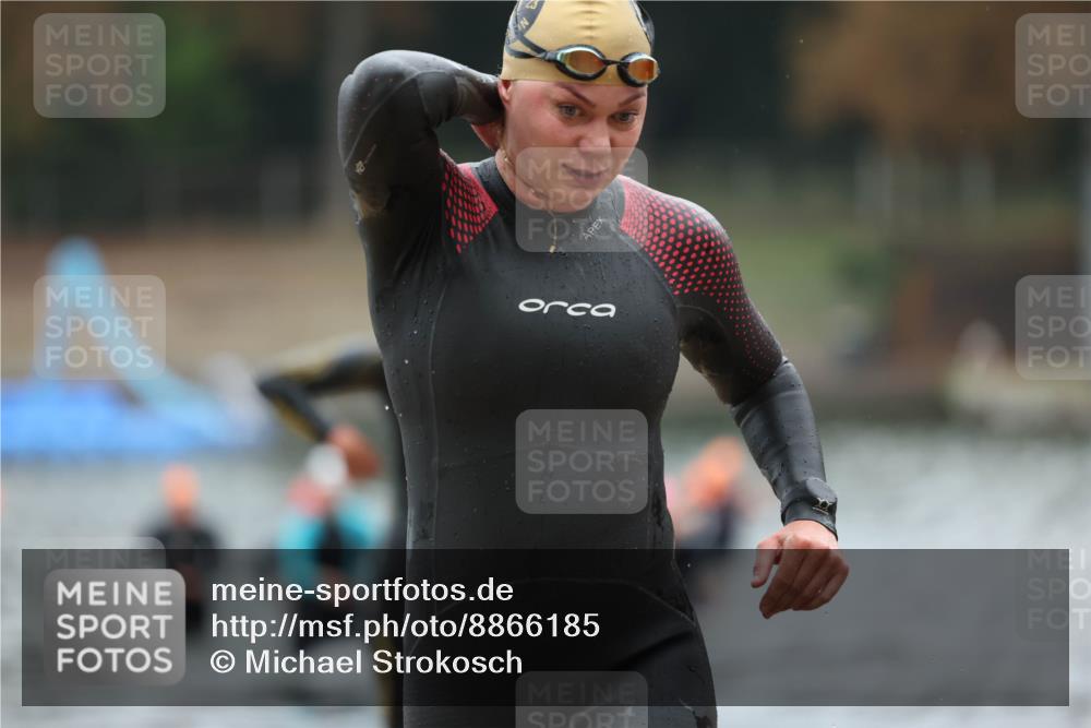 14.09.2025 - Stadtparktriathlon Michael Strokosch http://msf.ph/oto/8866185 14.09.2025 09:14:22 Schwimmen 469, 500, 506 meine-sportfotos.de