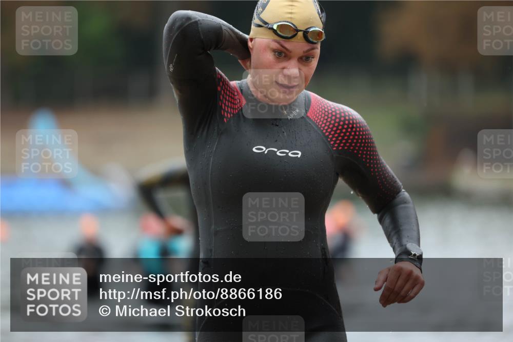 14.09.2025 - Stadtparktriathlon Michael Strokosch http://msf.ph/oto/8866186 14.09.2025 09:14:23 Schwimmen 450, 469, 500, 506 meine-sportfotos.de