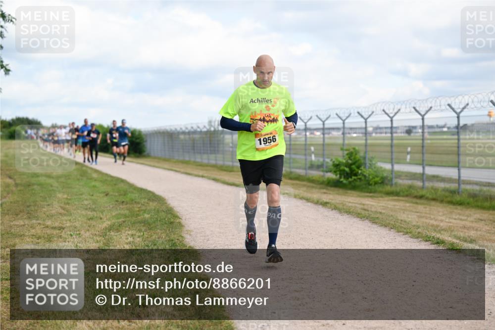 14.09.2025 - Airport Race Dr. Thomas Lammeyer http://msf.ph/oto/8866201 14.09.2025 12:06:49 Laufen 1956 meine-sportfotos.de
