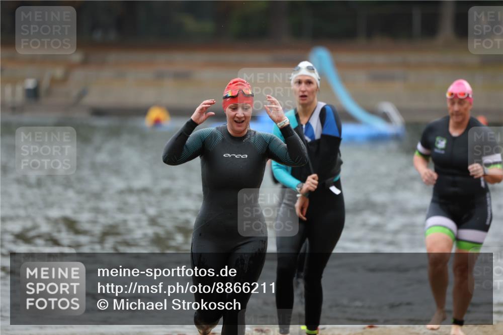 14.09.2025 - Stadtparktriathlon Michael Strokosch http://msf.ph/oto/8866211 14.09.2025 09:14:32 Schwimmen 445, 448, 450, 458, 477 meine-sportfotos.de