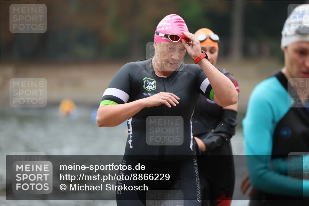 14.09.2025 - Stadtparktriathlon Michael Strokosch http://msf.ph/oto/8866229 14.09.2025 09:14:37 Schwimmen 445, 447, 448, 450, 458, 477, 505 meine-sportfotos.de