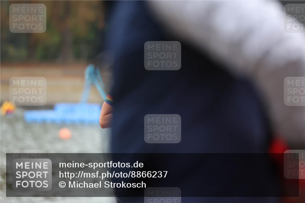 14.09.2025 - Stadtparktriathlon Michael Strokosch http://msf.ph/oto/8866237 14.09.2025 09:14:44 Schwimmen 447, 477, 505 meine-sportfotos.de
