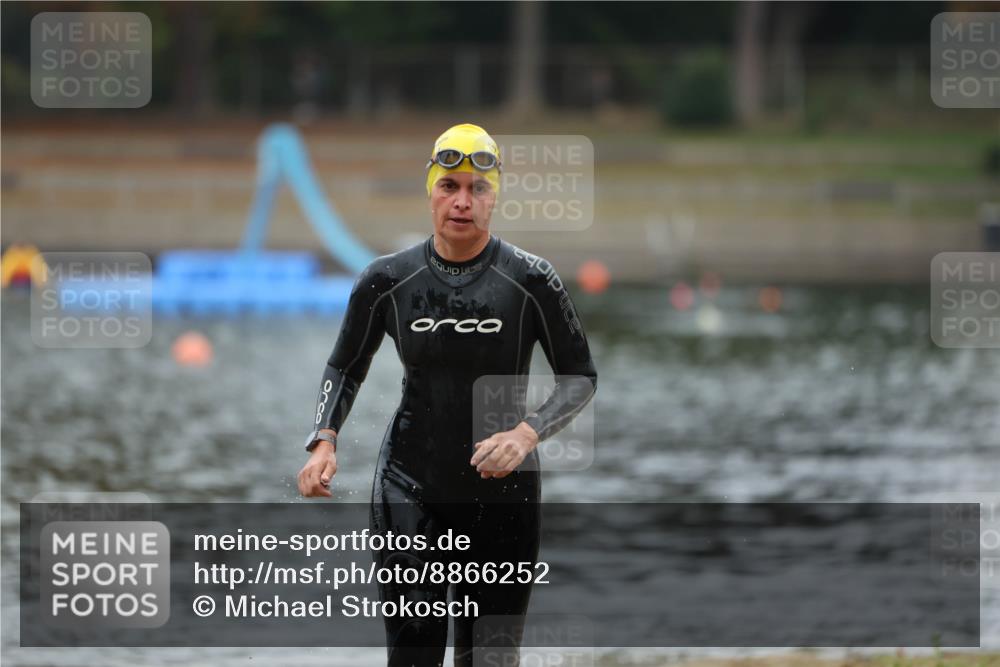 14.09.2025 - Stadtparktriathlon Michael Strokosch http://msf.ph/oto/8866252 14.09.2025 09:14:50 Schwimmen 505 meine-sportfotos.de