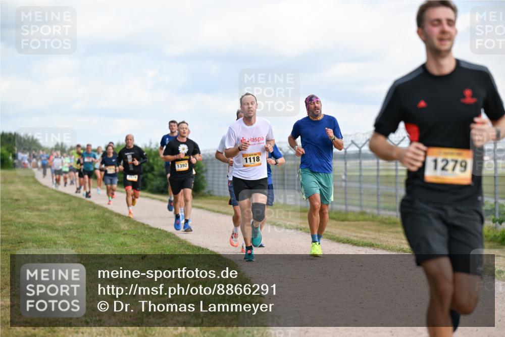 14.09.2025 - Airport Race Dr. Thomas Lammeyer http://msf.ph/oto/8866291 14.09.2025 12:07:02 Laufen 1279, 1392, 1118, 2074 meine-sportfotos.de