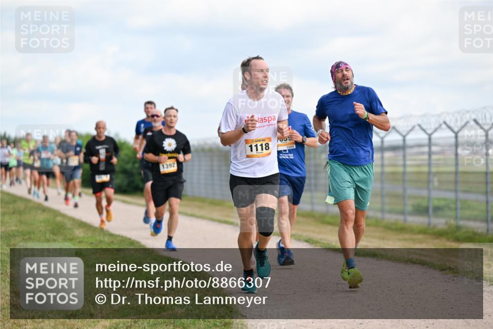 14.09.2025 - Airport Race Dr. Thomas Lammeyer http://msf.ph/oto/8866307 14.09.2025 12:07:03 Laufen 1392, 1118, 1959, 1059 meine-sportfotos.de