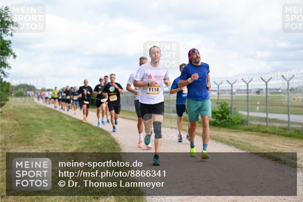 14.09.2025 - Airport Race Dr. Thomas Lammeyer http://msf.ph/oto/8866341 14.09.2025 12:07:05 Laufen 1383, 1118 meine-sportfotos.de