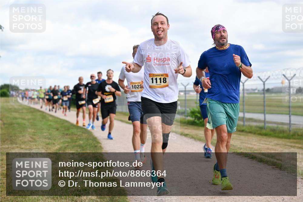 14.09.2025 - Airport Race Dr. Thomas Lammeyer http://msf.ph/oto/8866364 14.09.2025 12:07:06 Laufen 1382, 1028, 1118 meine-sportfotos.de
