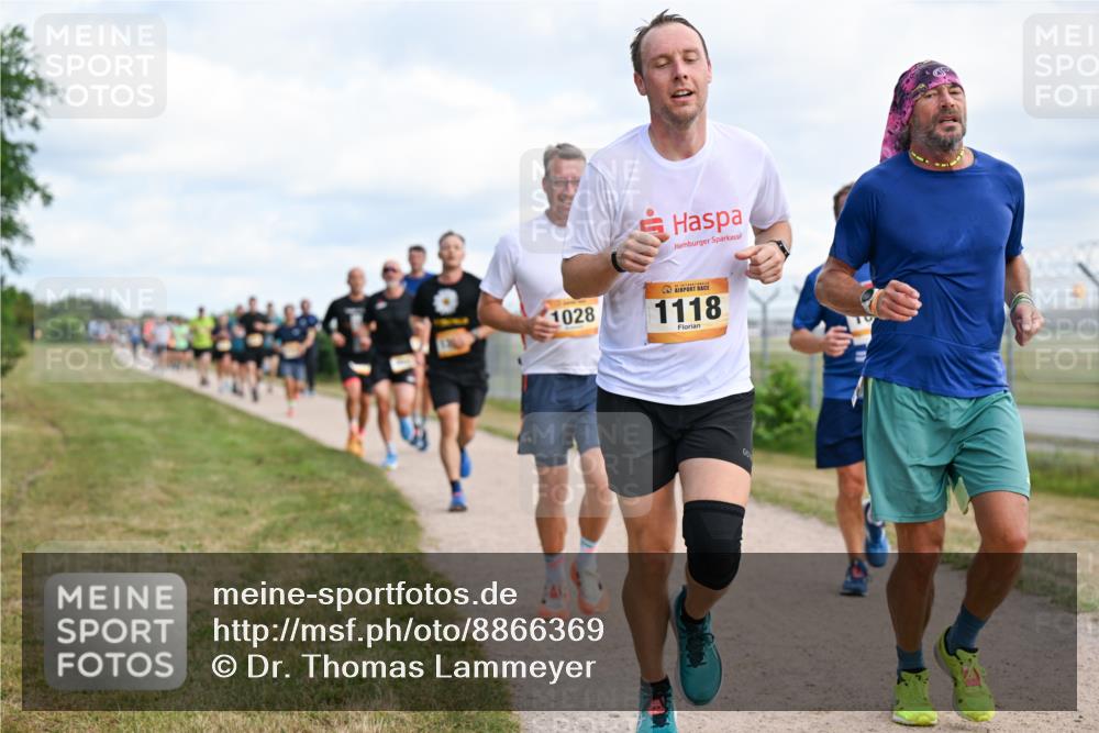 14.09.2025 - Airport Race Dr. Thomas Lammeyer http://msf.ph/oto/8866369 14.09.2025 12:07:06 Laufen 1028, 1118 meine-sportfotos.de