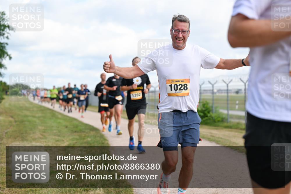 14.09.2025 - Airport Race Dr. Thomas Lammeyer http://msf.ph/oto/8866380 14.09.2025 12:07:07 Laufen 1392, 1028 meine-sportfotos.de