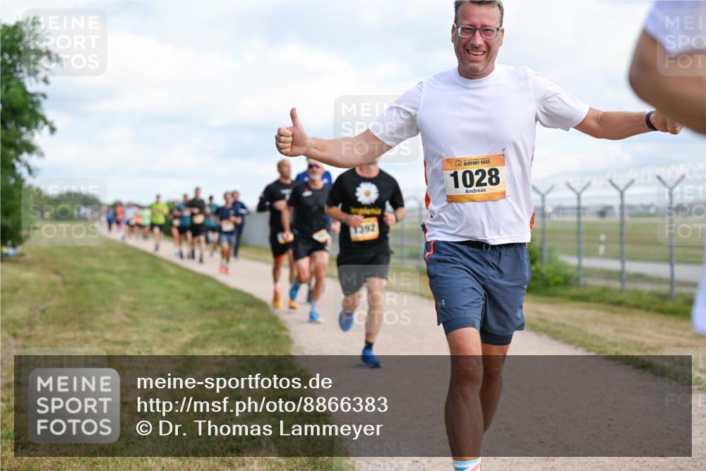 14.09.2025 - Airport Race Dr. Thomas Lammeyer http://msf.ph/oto/8866383 14.09.2025 12:07:07 Laufen 1392, 1028 meine-sportfotos.de