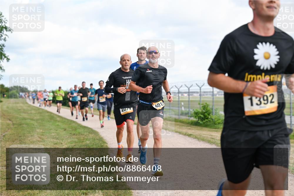 14.09.2025 - Airport Race Dr. Thomas Lammeyer http://msf.ph/oto/8866408 14.09.2025 12:07:09 Laufen 2074, 4012, 1392 meine-sportfotos.de
