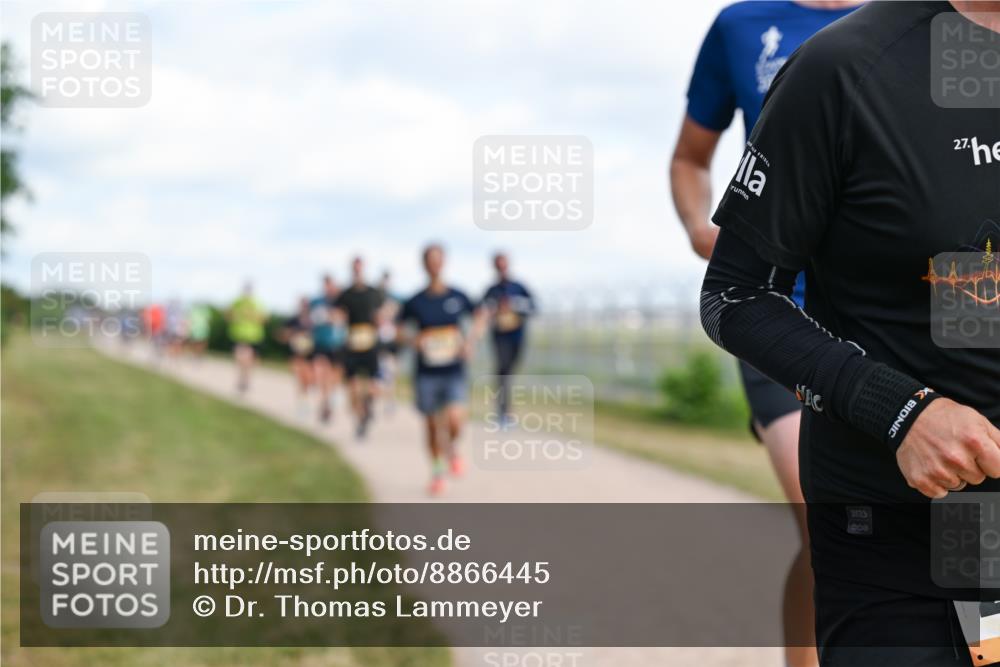 14.09.2025 - Airport Race Dr. Thomas Lammeyer http://msf.ph/oto/8866445 14.09.2025 12:07:11 Laufen 27 meine-sportfotos.de
