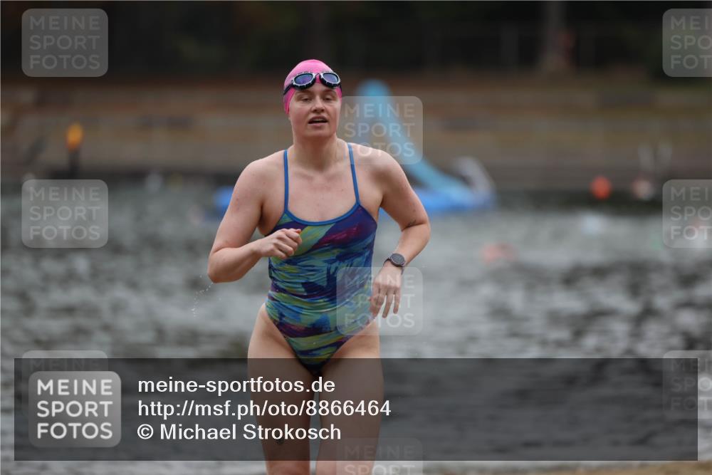 14.09.2025 - Stadtparktriathlon Michael Strokosch http://msf.ph/oto/8866464 14.09.2025 09:43:35 Schwimmen 605 meine-sportfotos.de